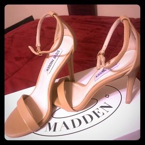 Steve Madden nude sandal heels
